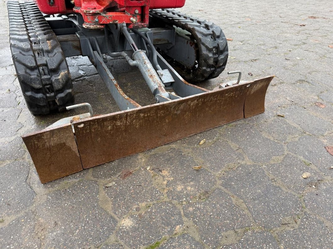 2022 Takeuchi TB210R Mini Excavator