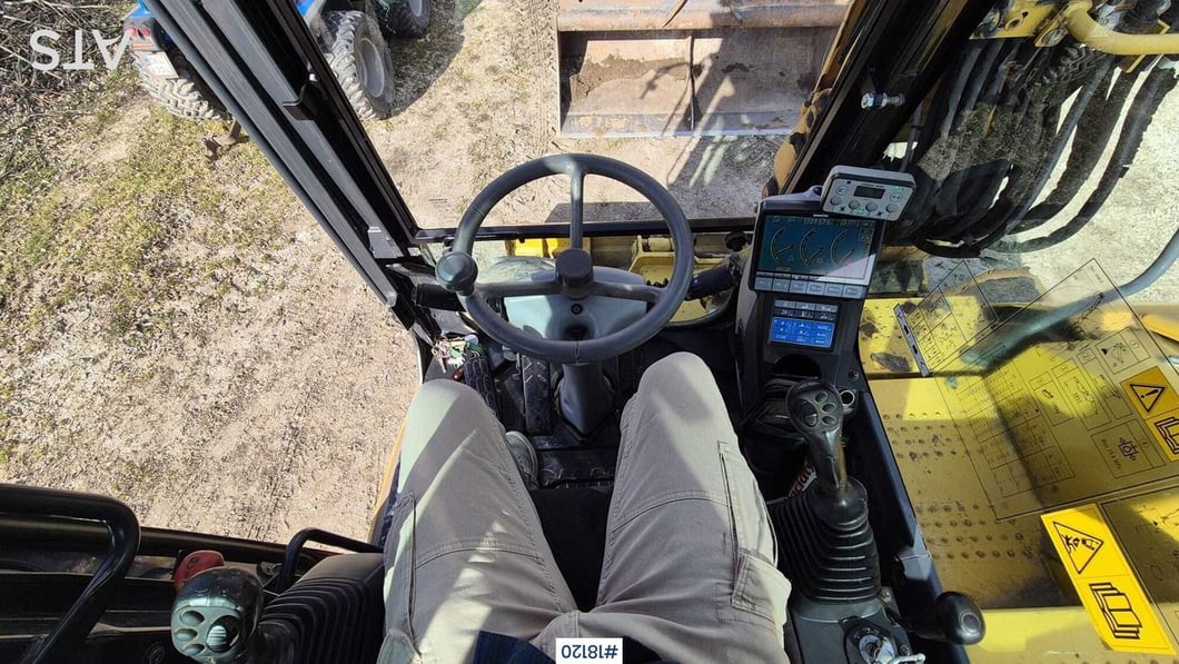 2013 Komatsu PW118 MR-8 Wheel Excavator