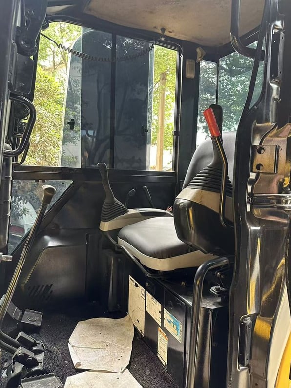 2015 Komatsu PC30MR Mini Excavator