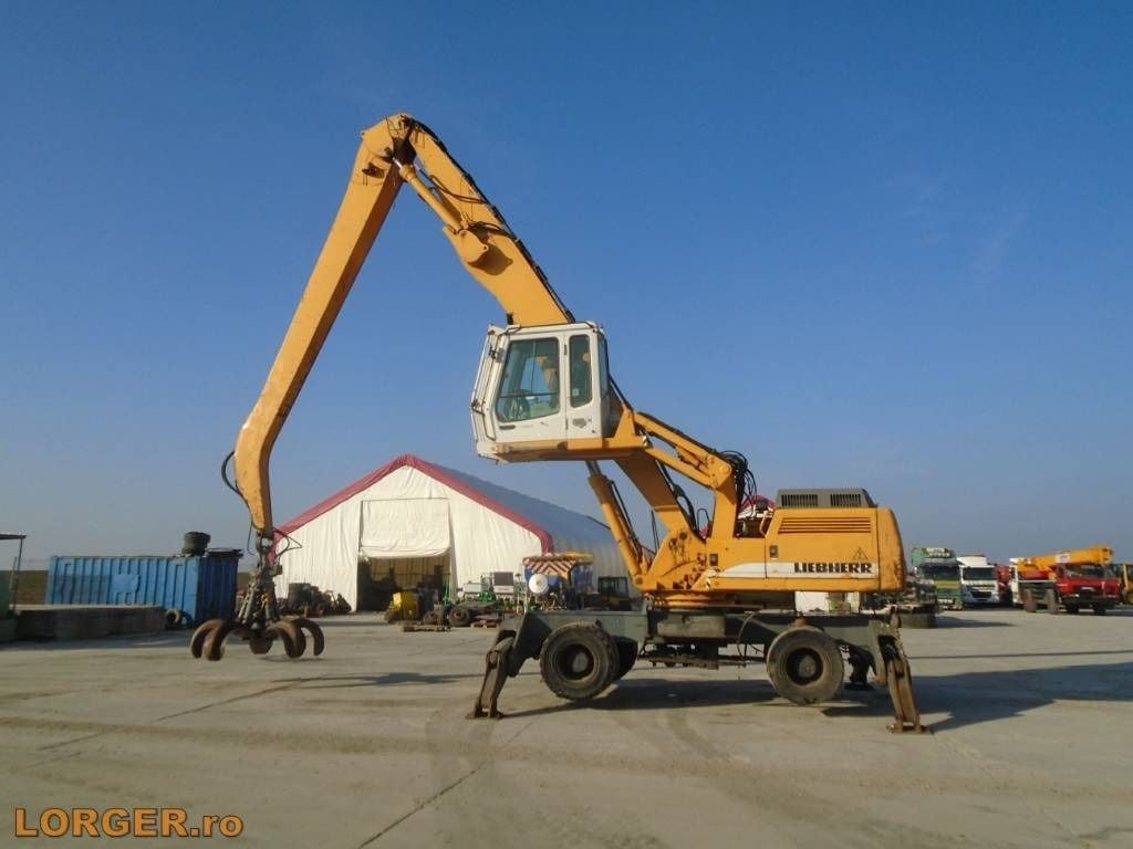 2003 Liebherr A934B Material Handler