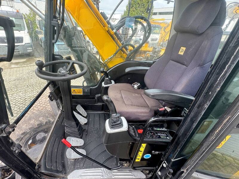 2020 JCB JS145W Wheel Excavator