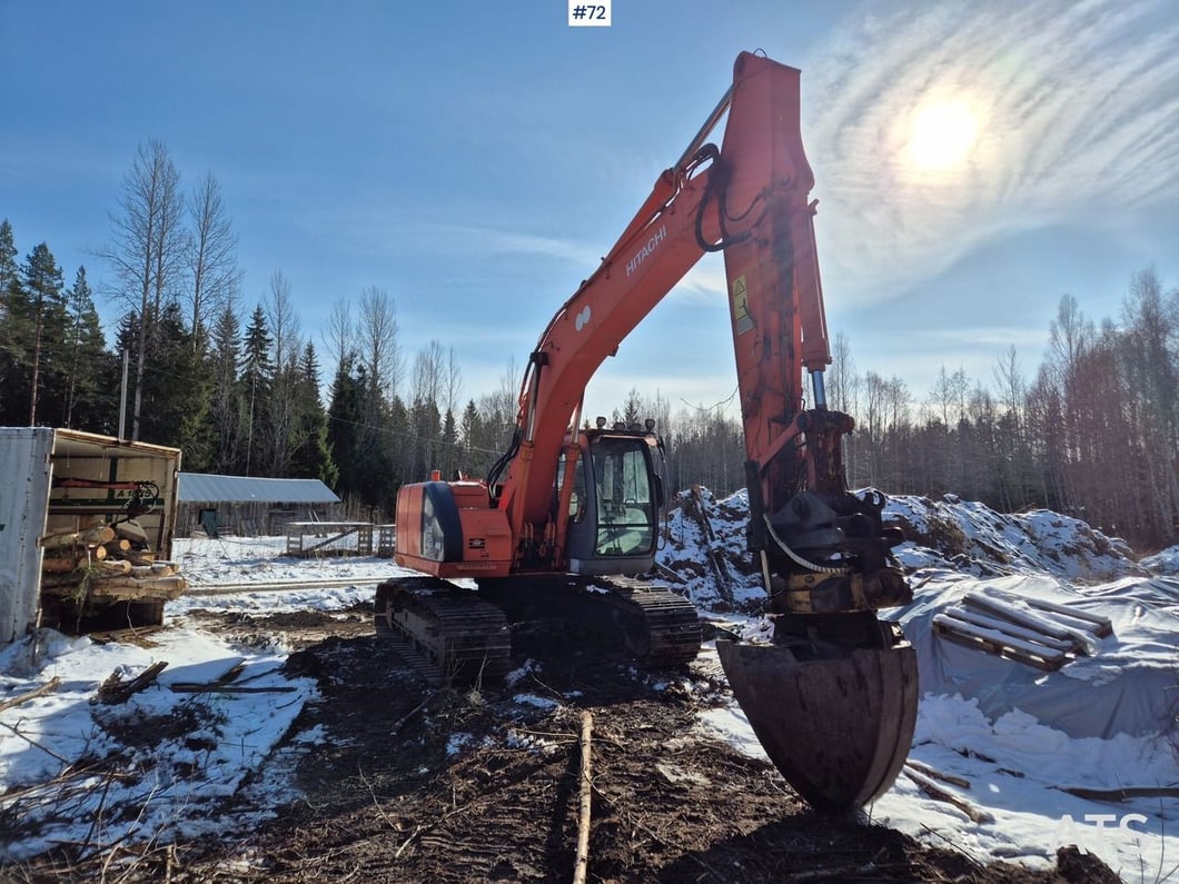2005 Hitachi ZX225 Excavadora de Orugas