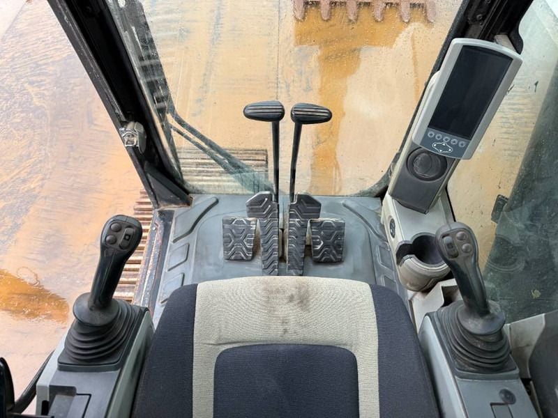 CAT 349EL – Hammer Lines / Quick Coupler (2013)