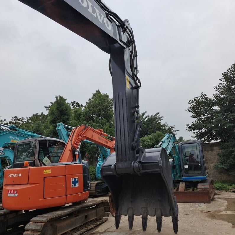 2025 Volvo EC480D Crawler Excavator