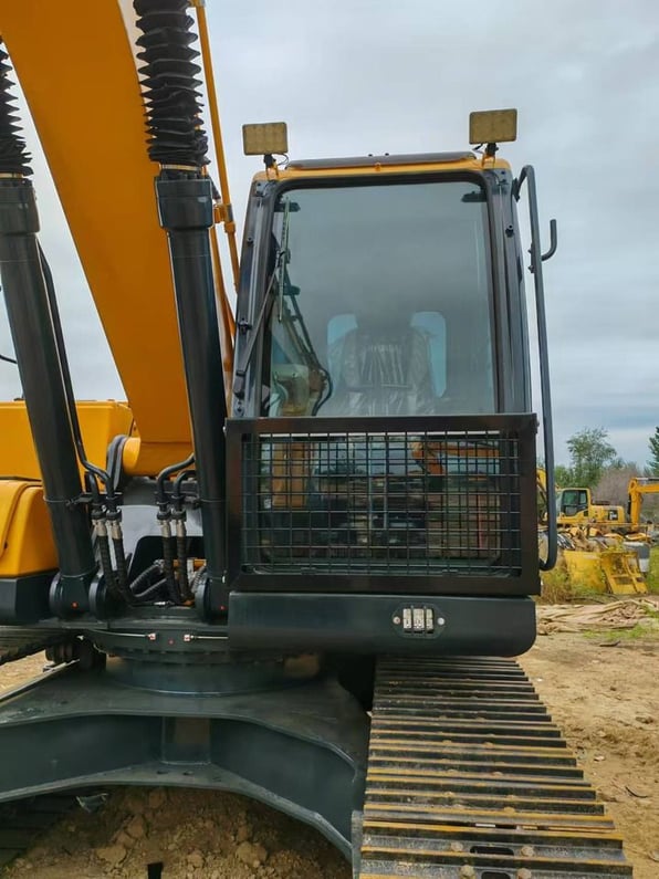 2022 Hyundai R220LC-9S Crawler Excavator