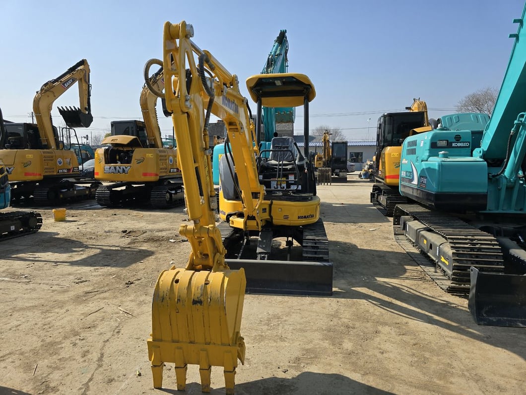 2024 Komatsu PC30 Mini Excavator