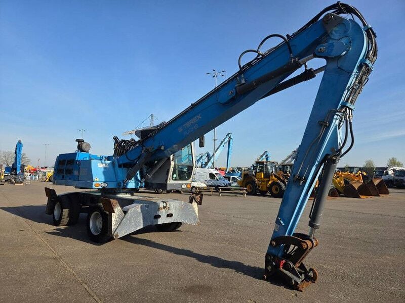 2012 Fuchs MHL335 Material Handler