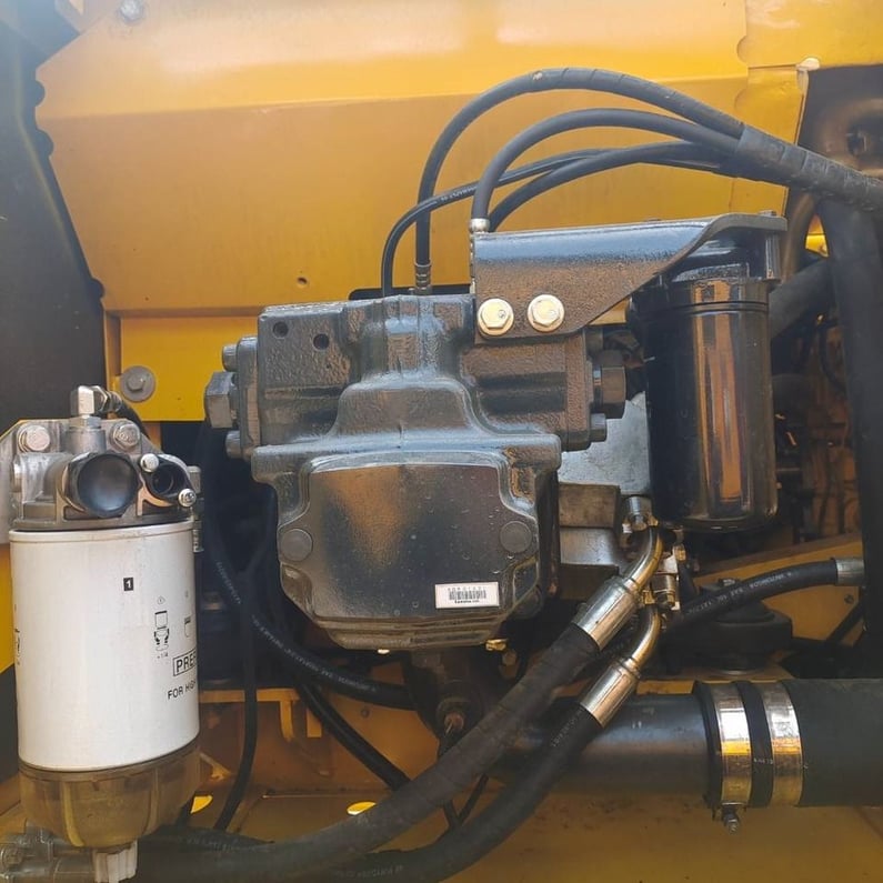 2024 Komatsu PC200-8 Crawler Excavator