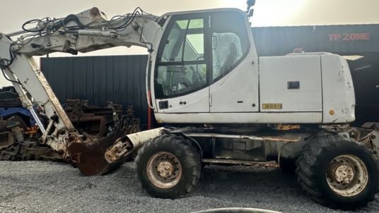 2005 CASE WX165 Wheel Excavator