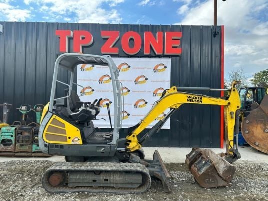 2015 Wacker Neuson ET24 Mini Excavator