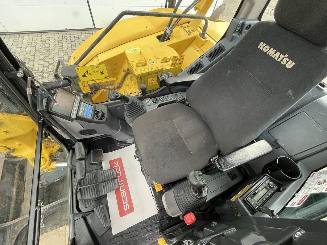 2020 Komatsu PC88MR-10 Mini Excavator