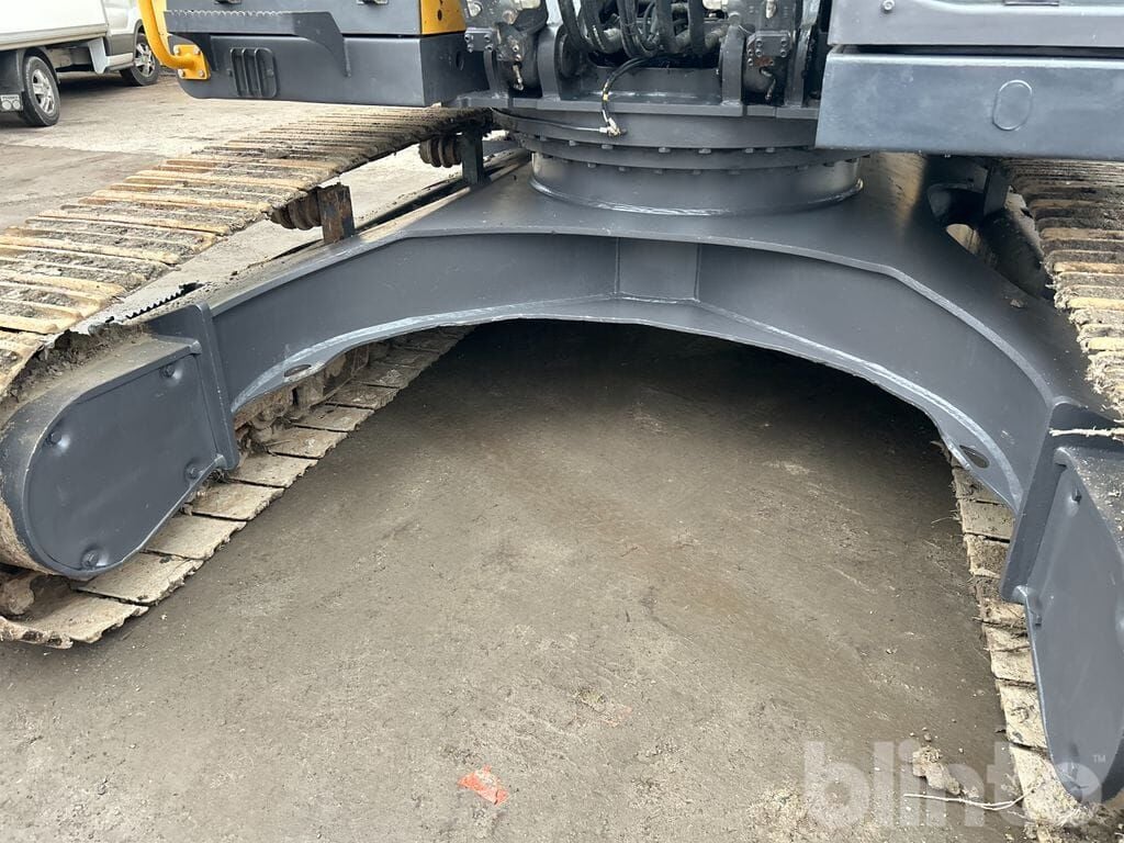 2011 Volvo EC250DL Crawler Excavator