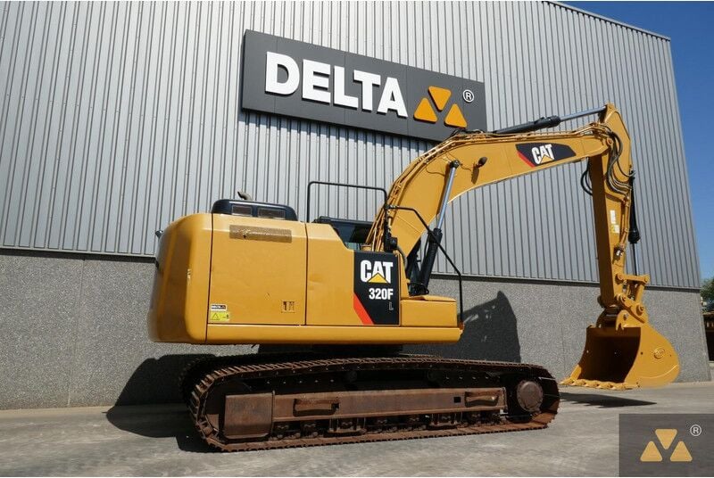 2017 Caterpillar 320FL Crawler Excavator