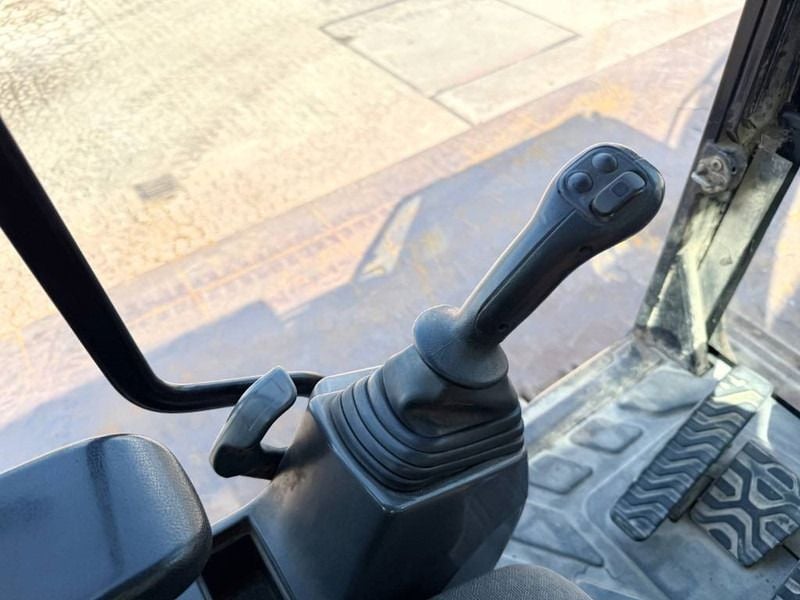 2010 Caterpillar 345DL Crawler Excavator