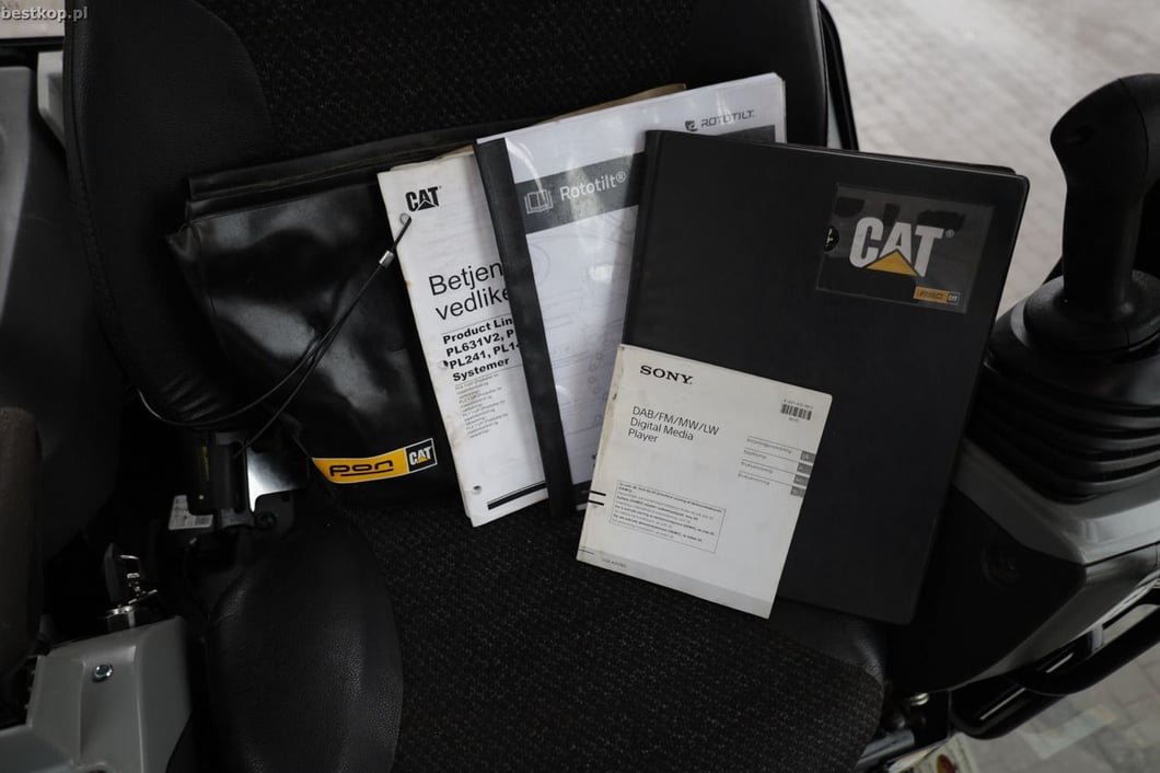 2019 Caterpillar 305.5E2 Mini Excavator