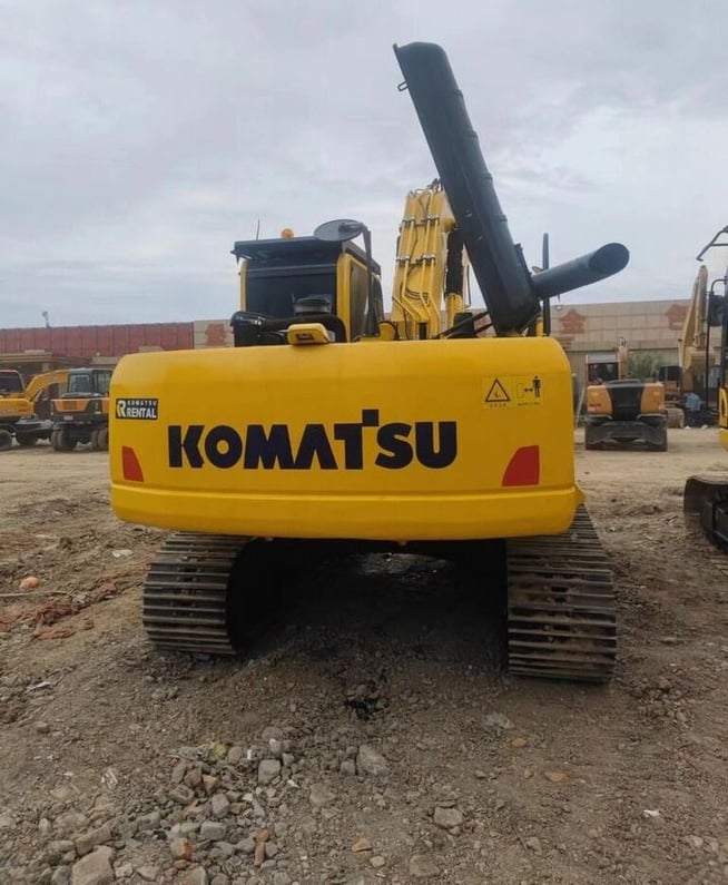 2020 Komatsu PC220-8 Crawler Excavator