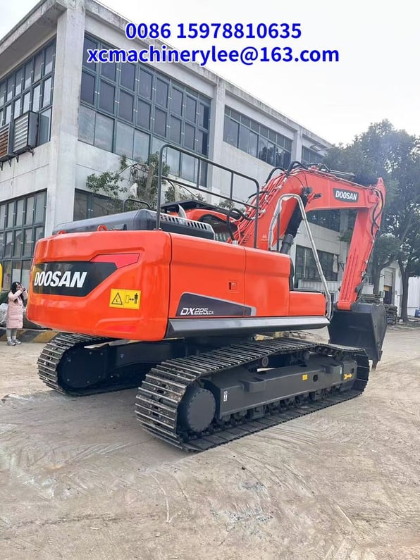 2023 Doosan DX225 Crawler Excavator