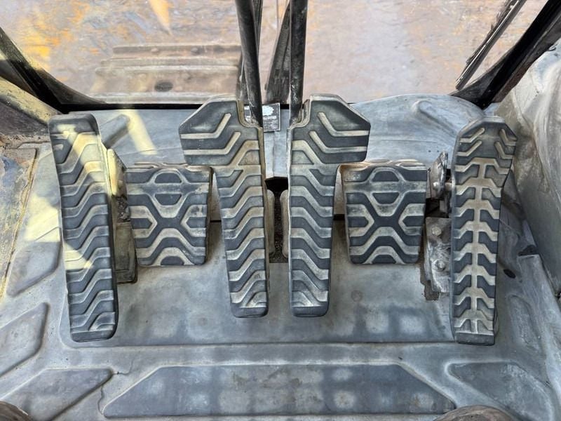 2010 Caterpillar 345DL Crawler Excavator