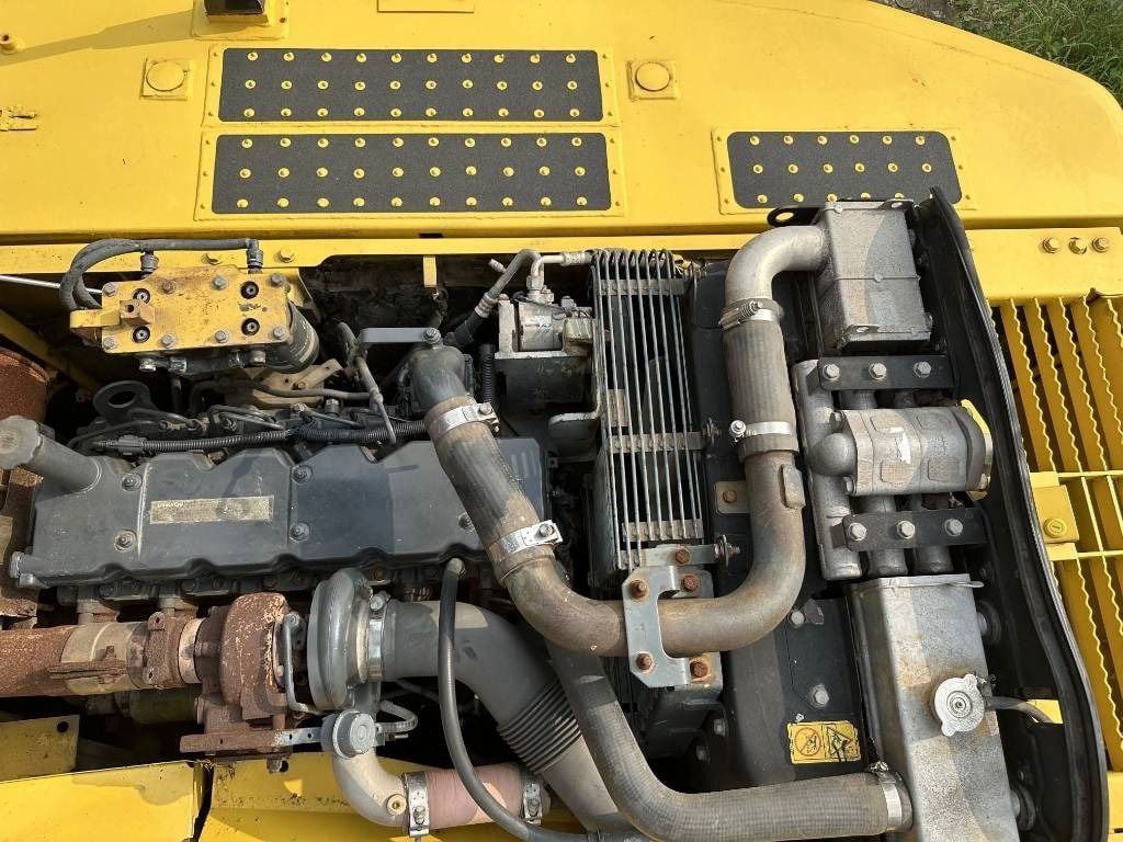 2023 Komatsu PC240-8 Crawler Excavator