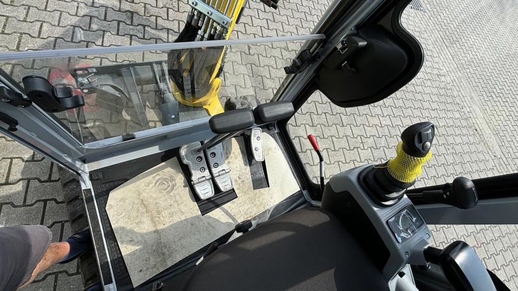 2023 Wacker Neuson ET18 Mini Excavator