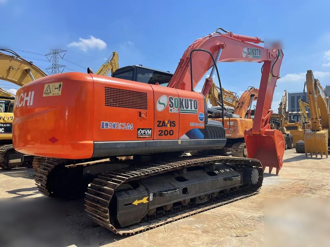 2020 Hitachi ZX200-3G Crawler Excavator