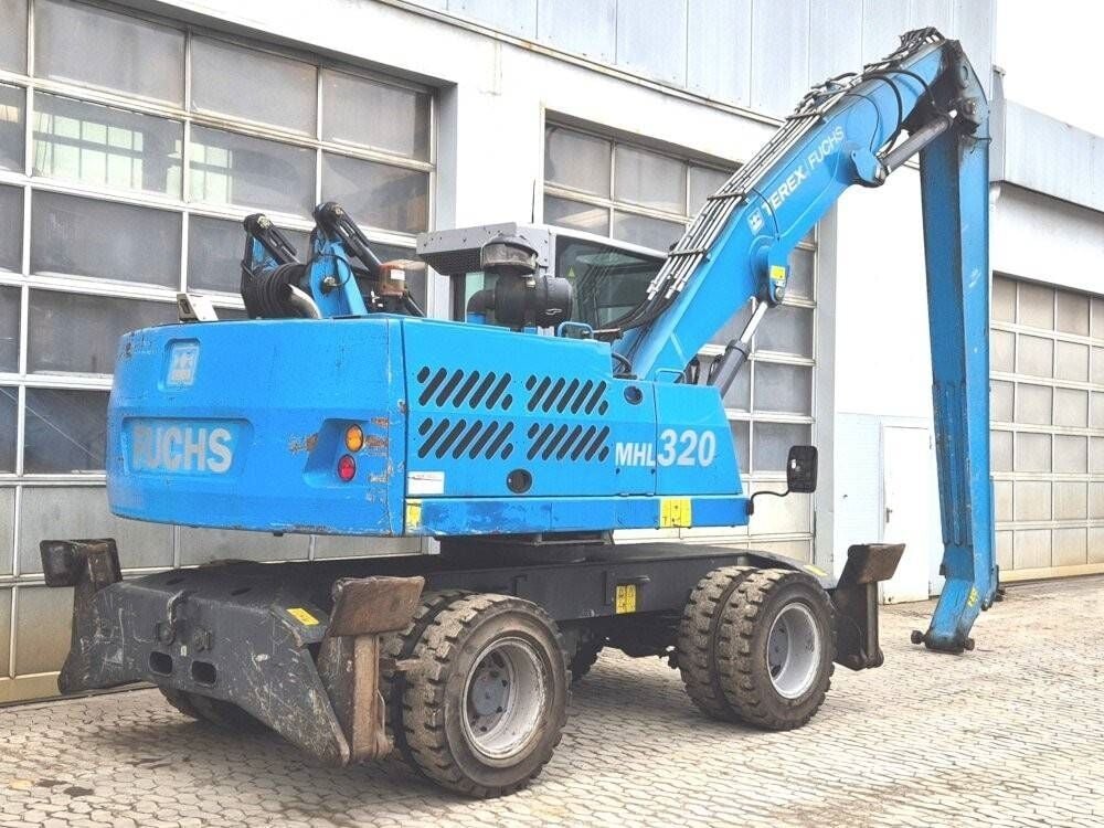2016 Fuchs MHL320D Material Handler