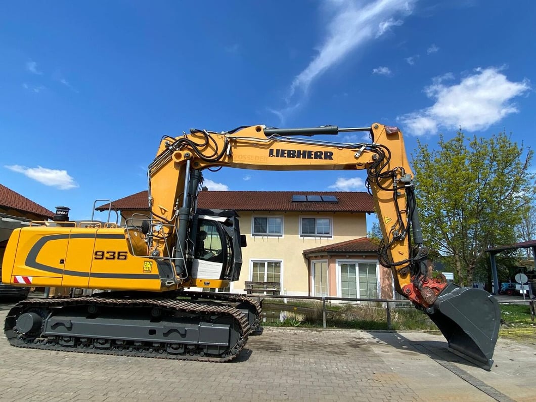 2015 Liebherr R936 NLC Crawler Excavator