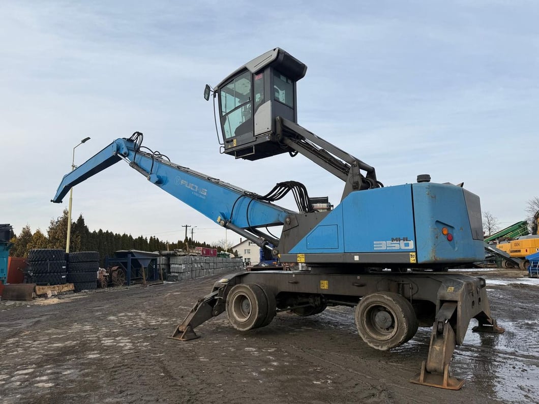 2017 Fuchs MHL350F Material Handler