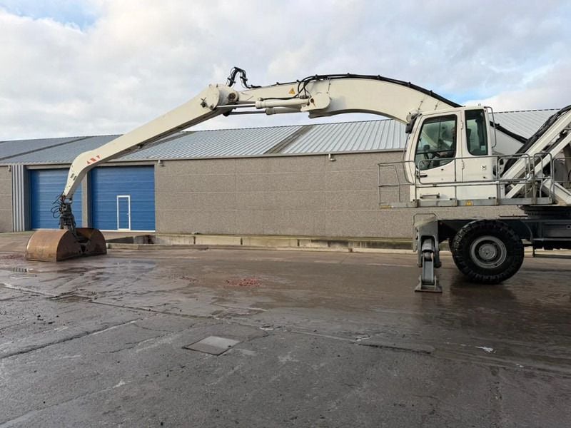 2009 Liebherr A934C-HD Material Handler