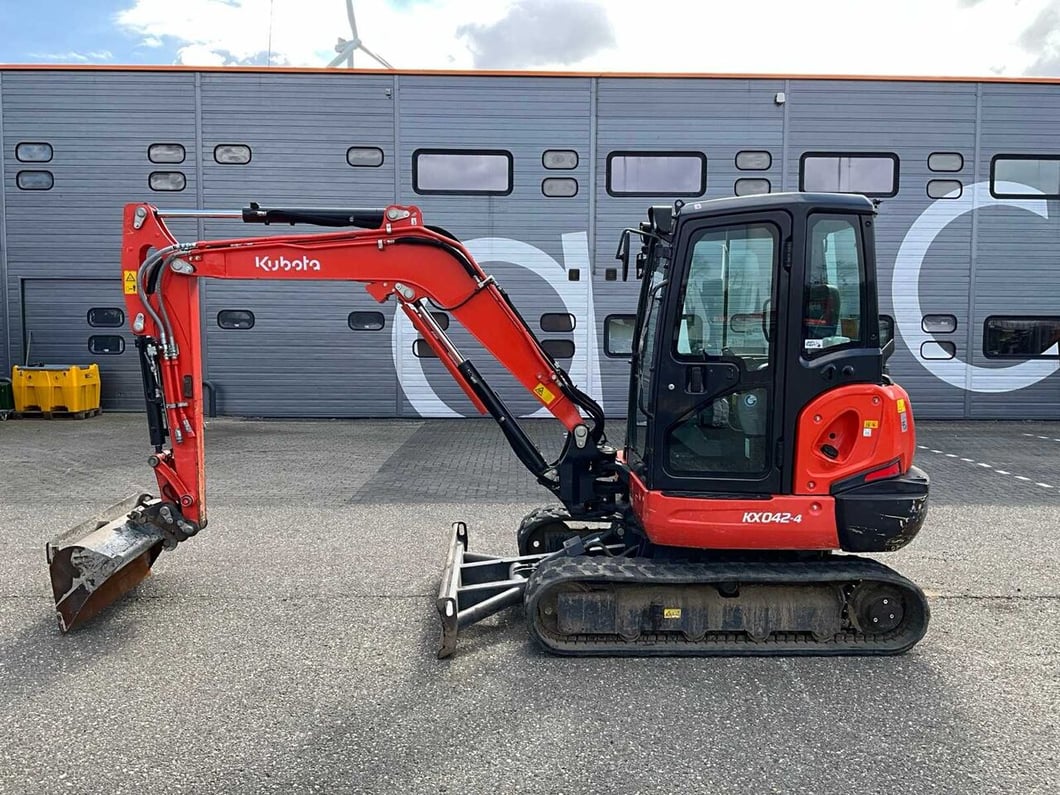 2018 Kubota KX042-4 Mini Excavator