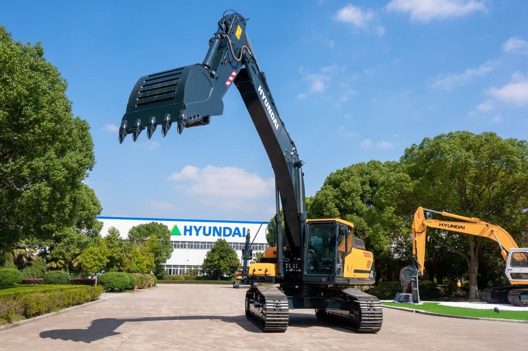 2026 Hyundai HX375L Crawler Excavator