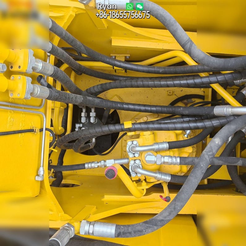 2022 Komatsu PC200-8 Crawler Excavator