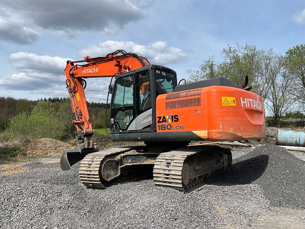 2014 Hitachi 180 LCN Crawler Excavator