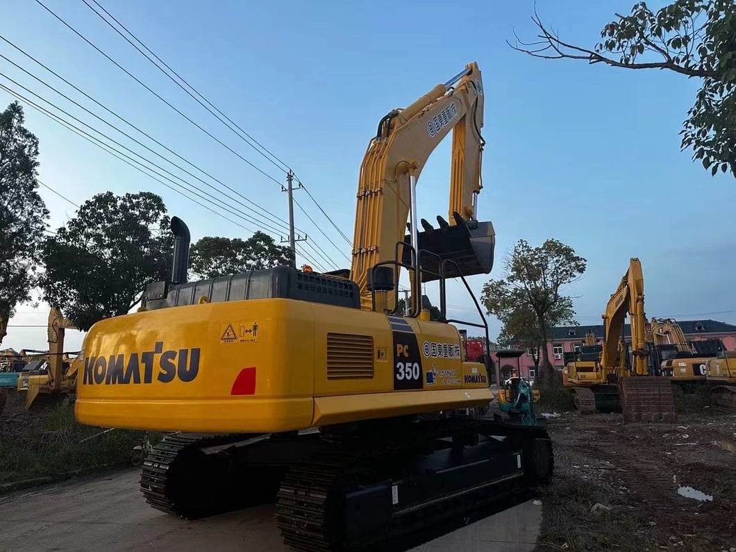 2021 Komatsu PC350-7 Crawler Excavator