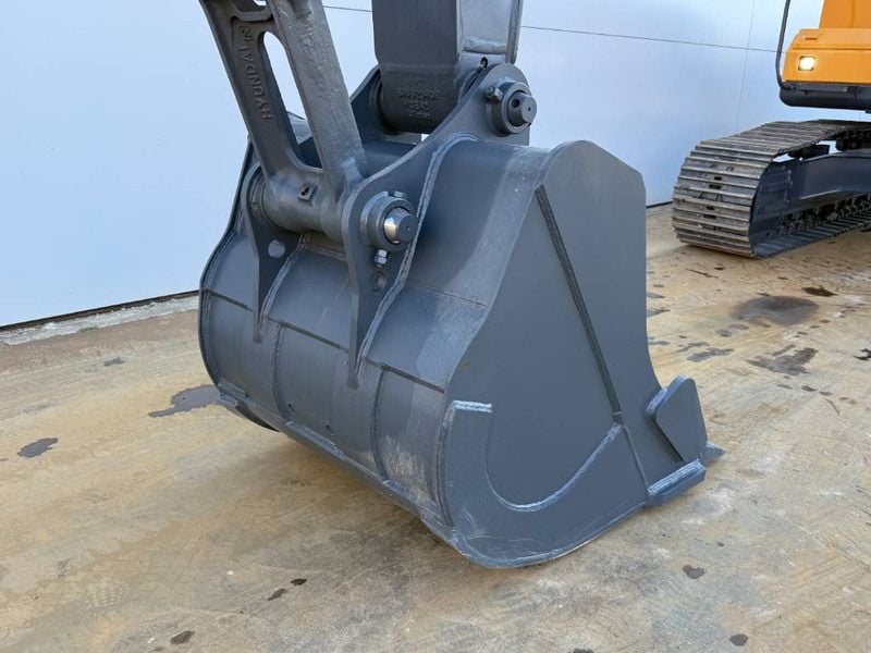 2026 Hyundai R210 SMART X PLUS Crawler Excavator