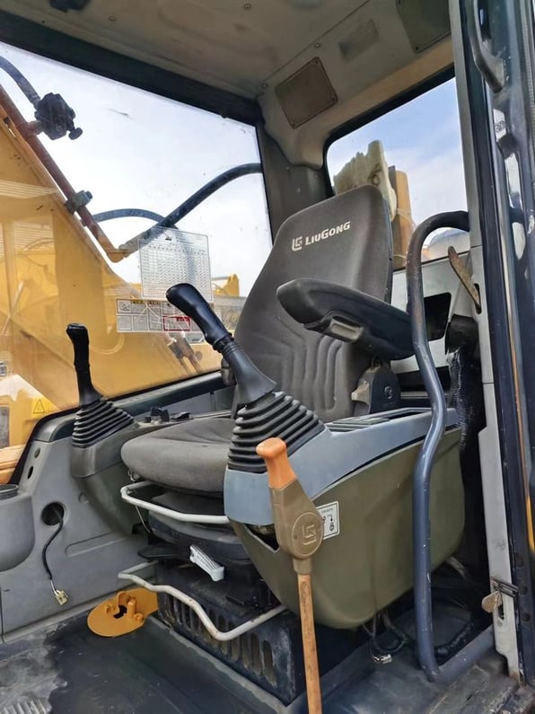 2018 LiuGong 920D Crawler Excavator