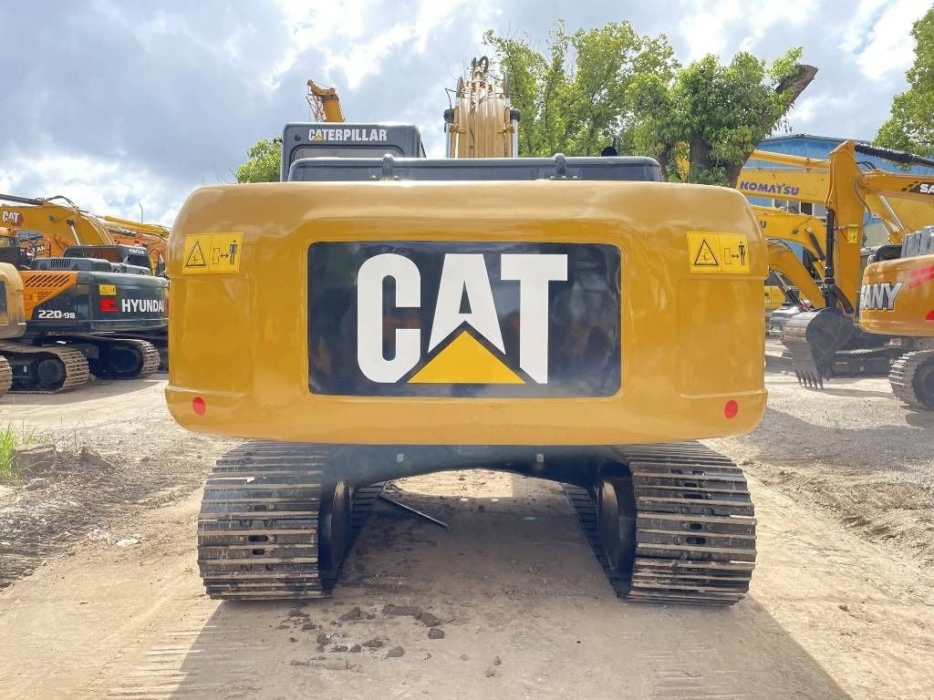 2024 Caterpillar 320D2 Crawler Excavator