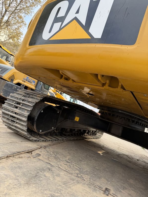 2025 Caterpillar 323D2L Crawler Excavator