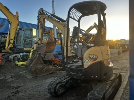 2016 Yanmar VIO25-4 Mini Excavator