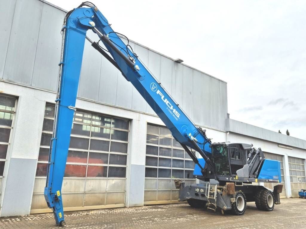 2020 Fuchs MHL360 F Material Handler