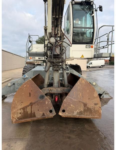 2009 Liebherr A934C-HD Material Handler
