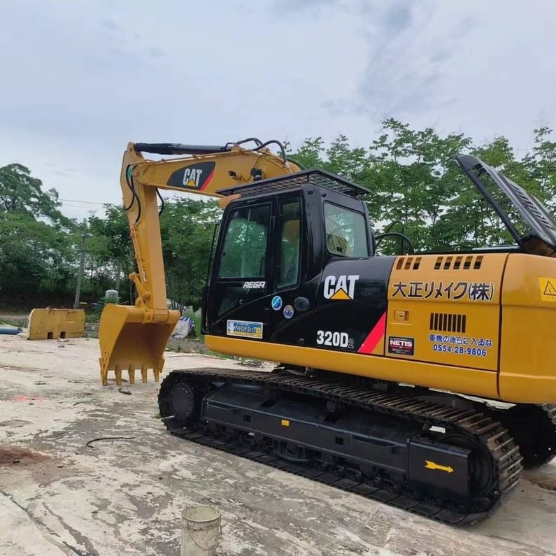 2022 Caterpillar 320D2 Mini Excavator