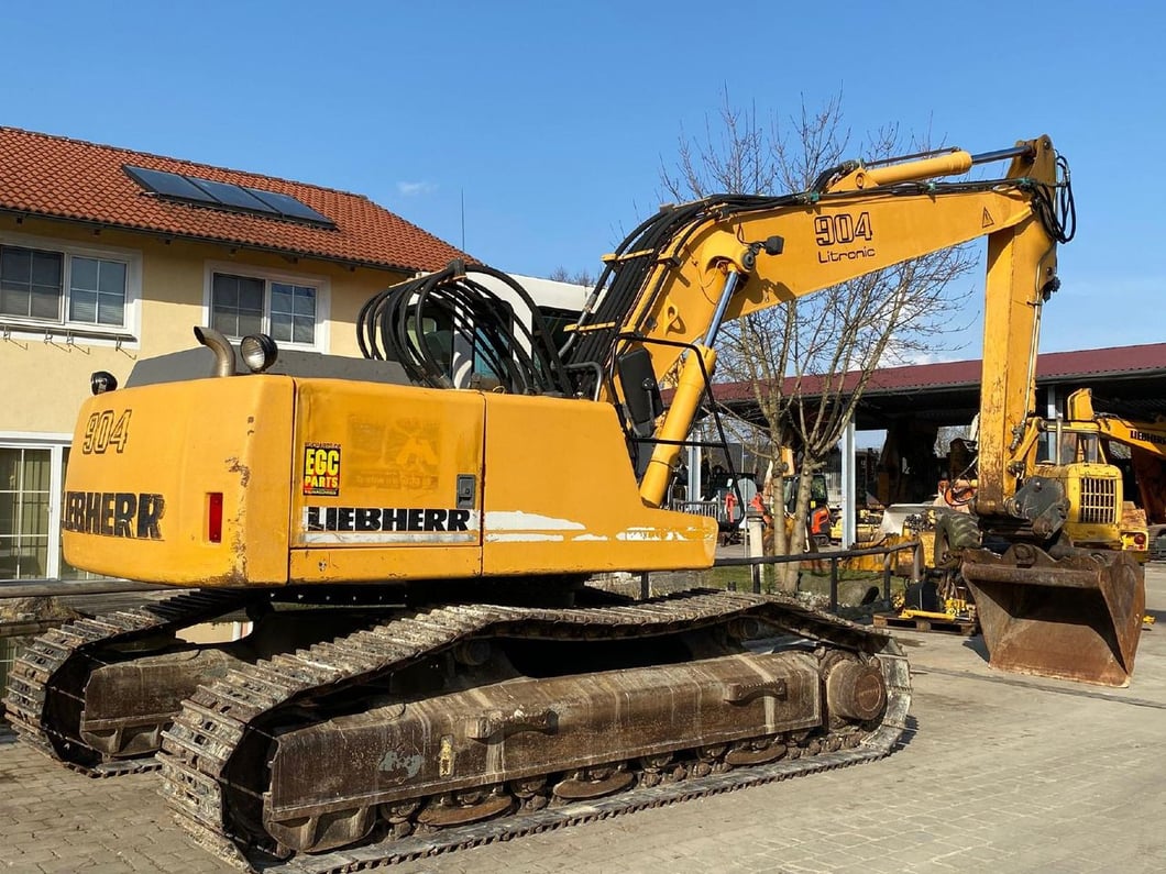 2002 Liebherr R 904 LIT HDSL Crawler Excavator