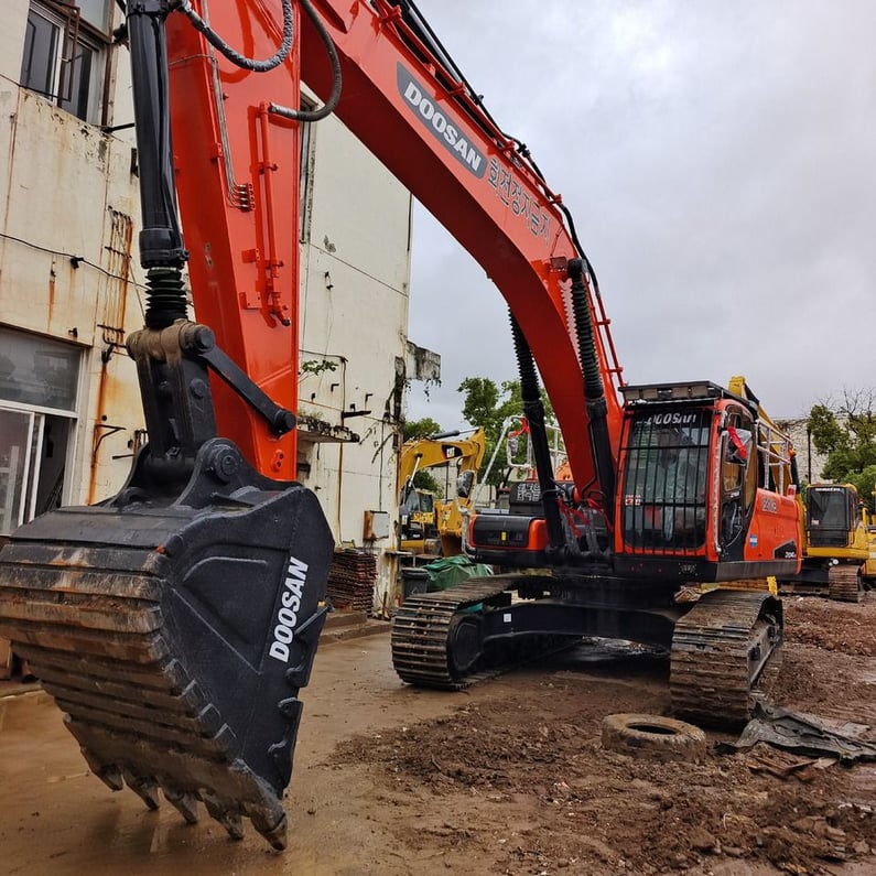 2024 Doosan DX340LC Crawler Excavator