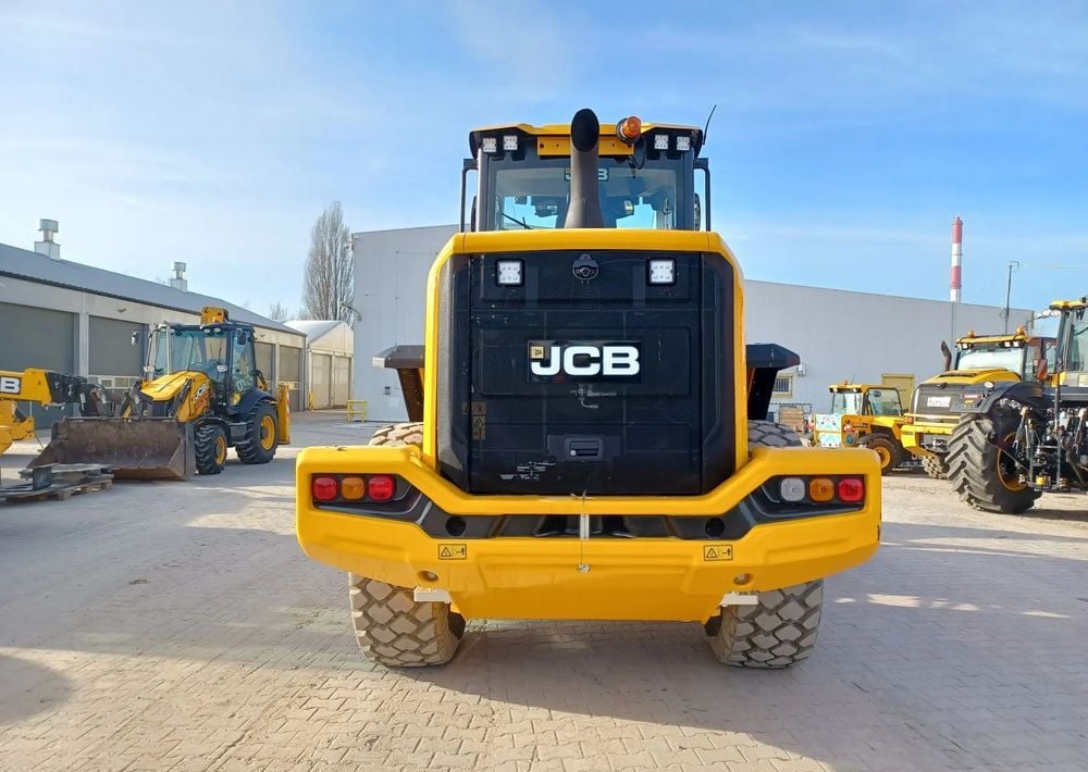 2022 JCB 427HT Wheel Excavator
