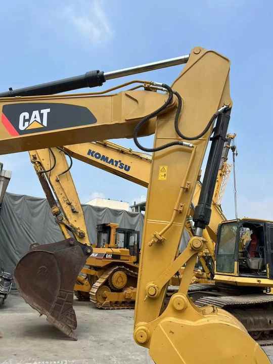 2022 Caterpillar 320D2 Crawler Excavator