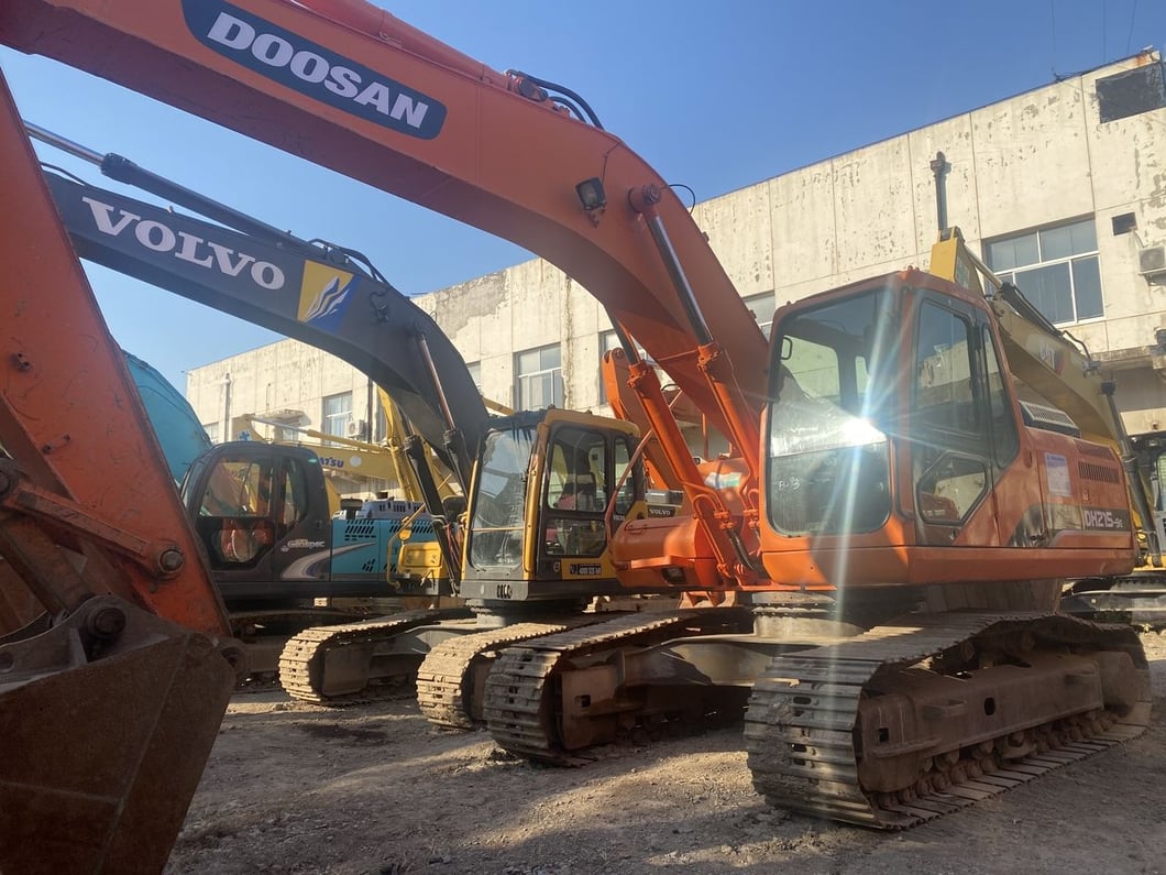 2011 Doosan DH215-9E Crawler Excavator