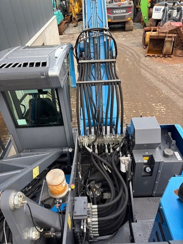 2018 Fuchs MHL331F Material Handler