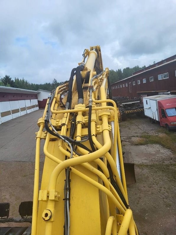 2012 New Holland E235BSR-2 Crawler Excavator