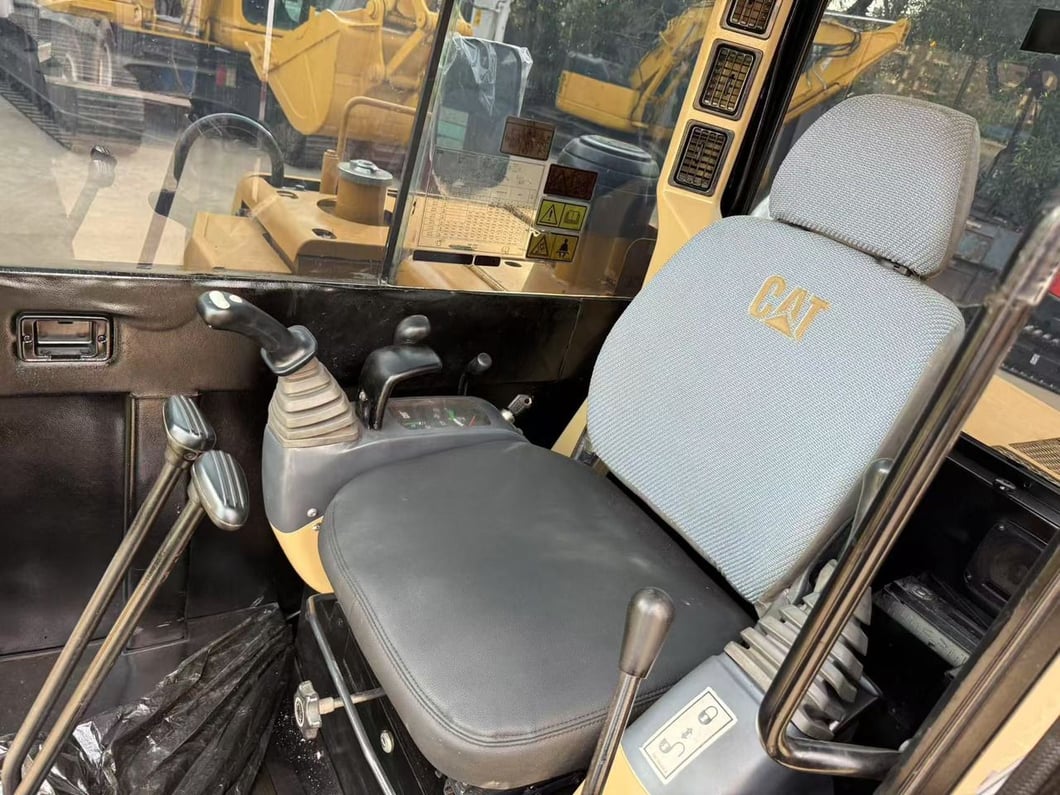 2016 Caterpillar 306D Mini Excavator